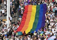 Após derrota de Orbán, Parada do Orgulho LGBT+ toma ruas da Hungria