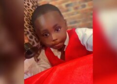 Menino de 4 anos mata primo de 2 com arma encontrada em carro nos EUA
