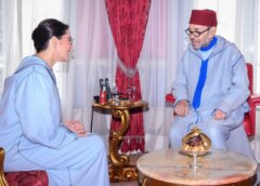 Rei do Marrocos nomeia primeira mulher para chefiar governo do país